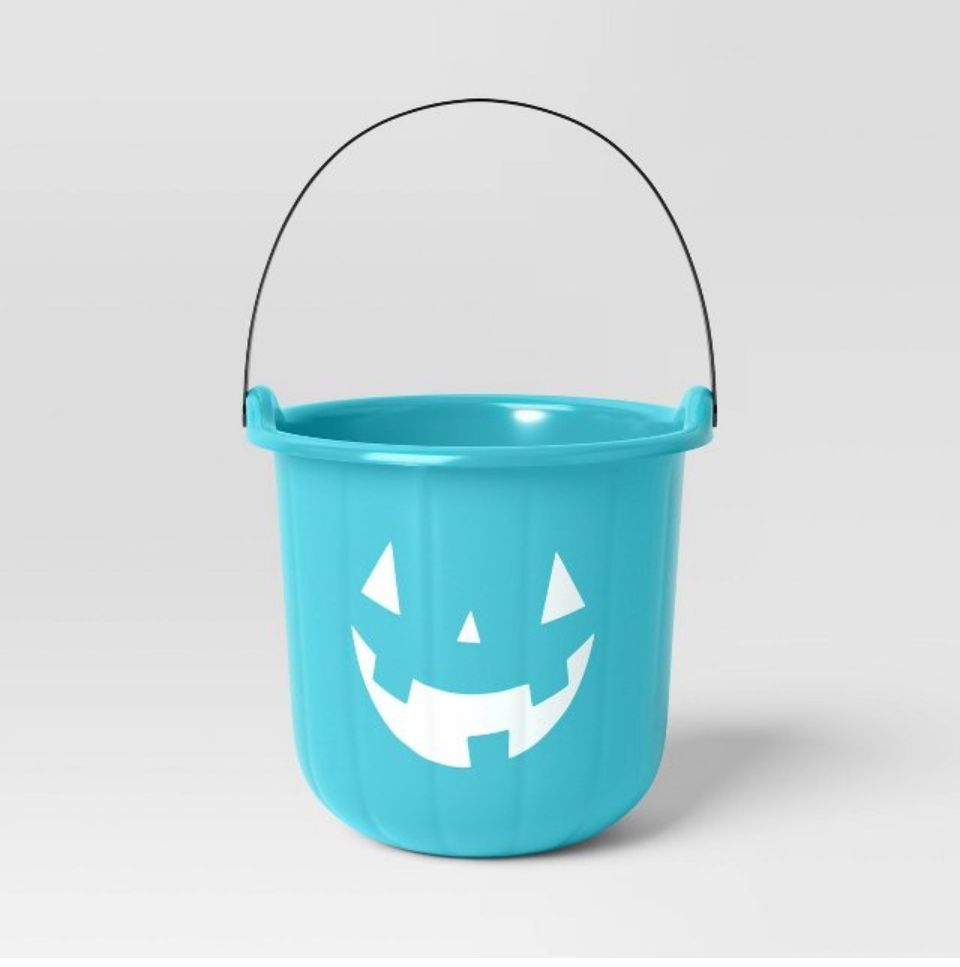 TEAL  HALLOWEEN BUCKET (NEW)