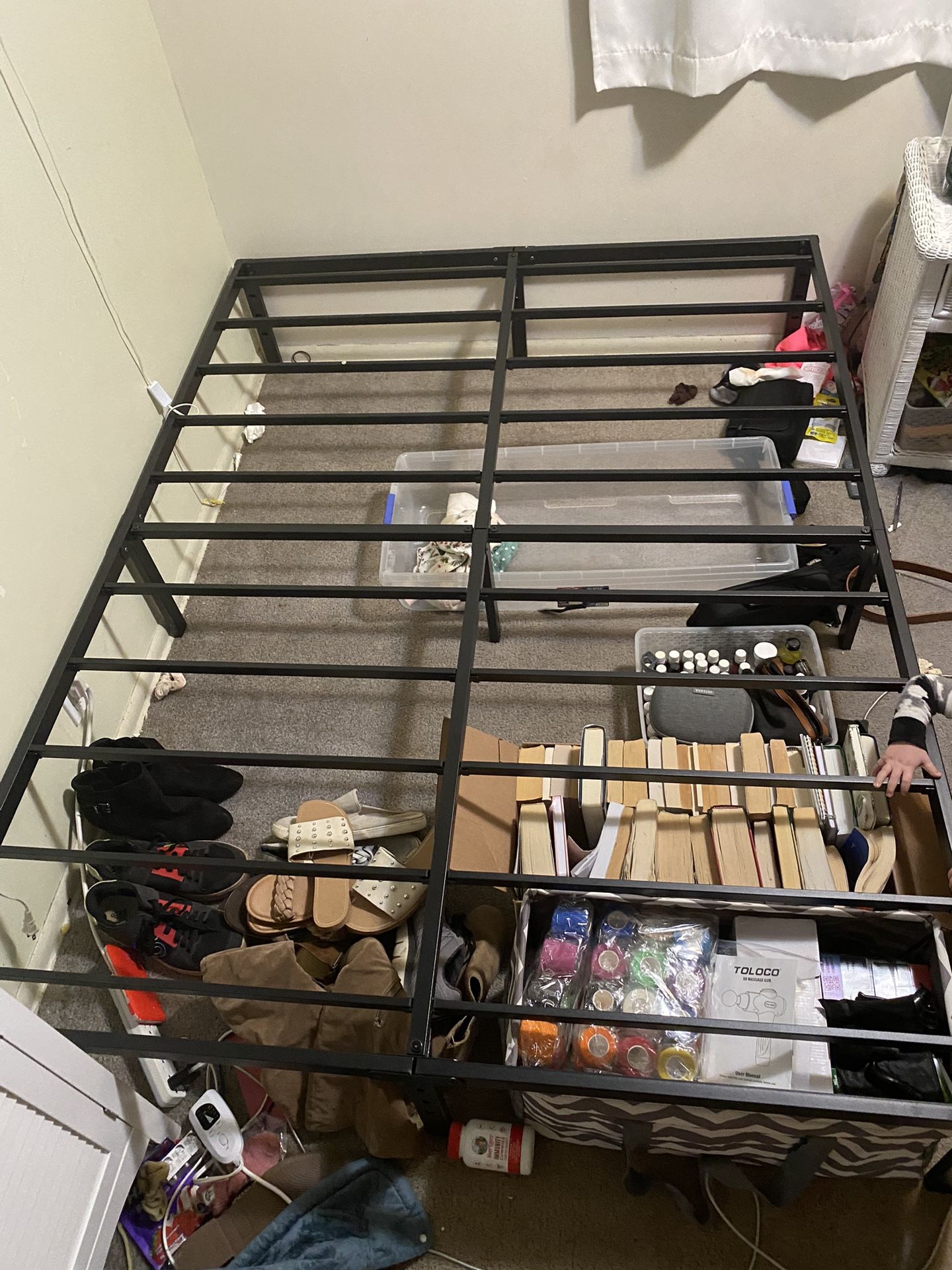 Metal Queen Bed frame 