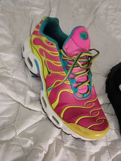 Nike Air Max Plus Sneaker Pink Yellow Teal