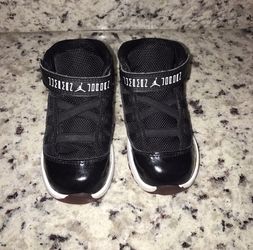 Jordan bred 11s OG! Size 7c