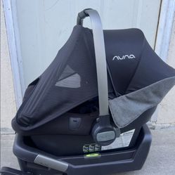 NUNA CAR SEAT