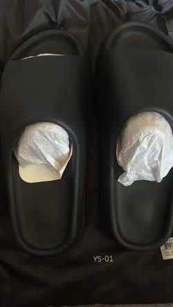 Yeezy Slides