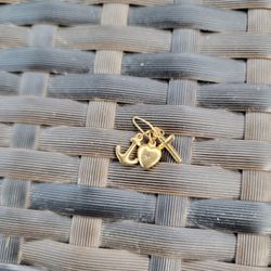 14KT CHARM SOLID GOLD $130