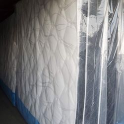 Why Pay More Single Twin Mattress 99 Full 159 Queen Bed 179 King 229 Cali King 229 All Sizes Available Same Day Delivery Se Habla Espanol 