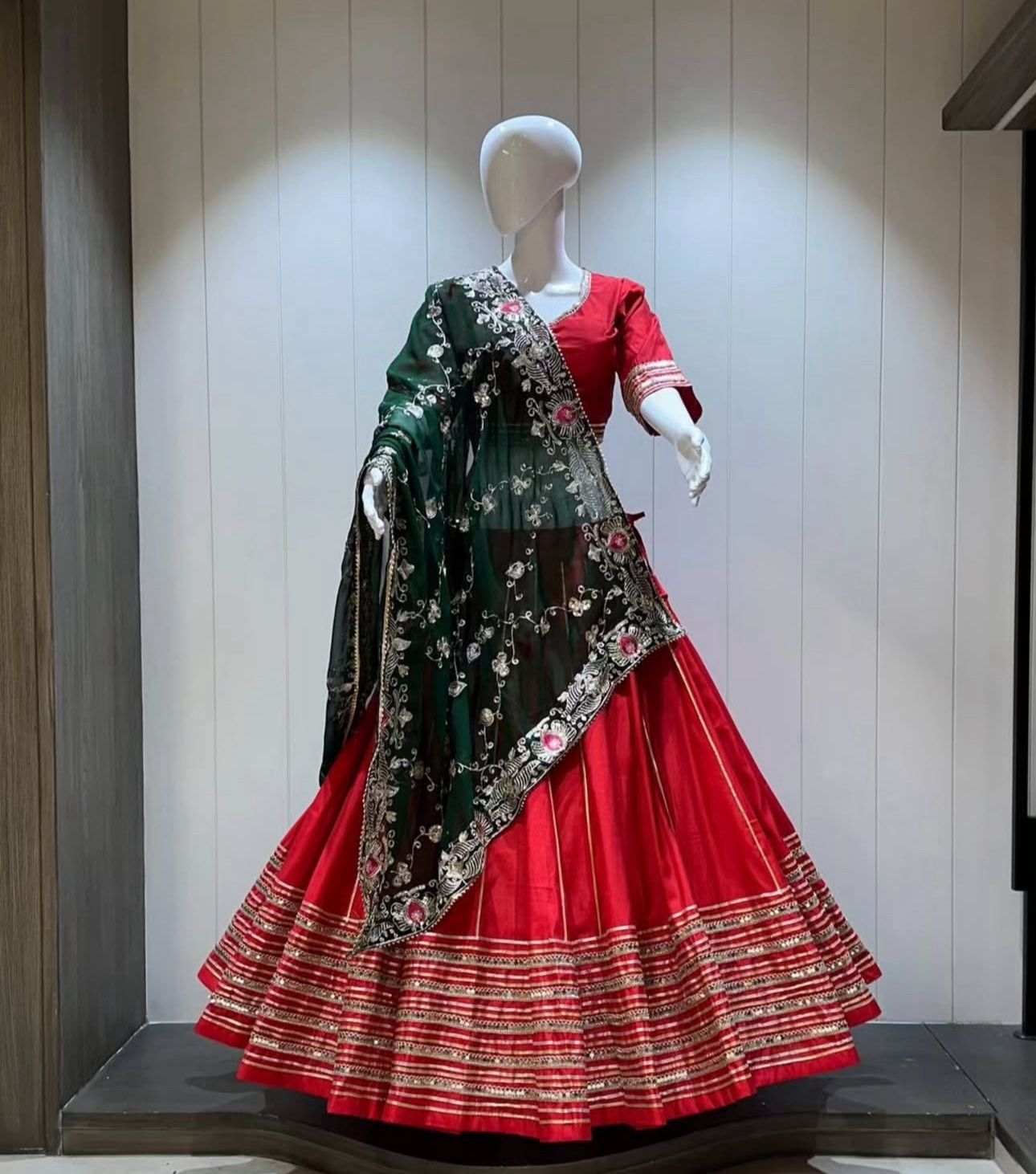 Chaniya Choli/lehenga Cholo