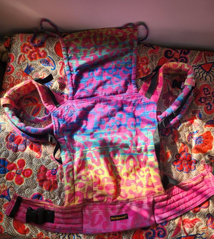 Pellicano Zoya Magdalena Bamberoo Conversion Baby Carrier