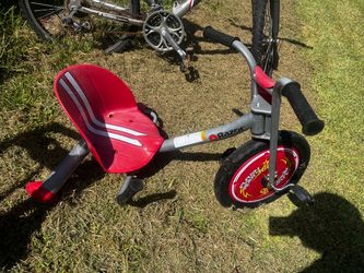 Razor RipRider 360 Drift Trike – Kids Ride-On – Red