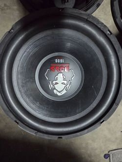 Boss  12" subs 1600 watts & 1500 watt amp