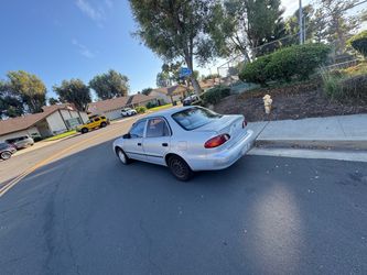 2000 Toyota Corolla
