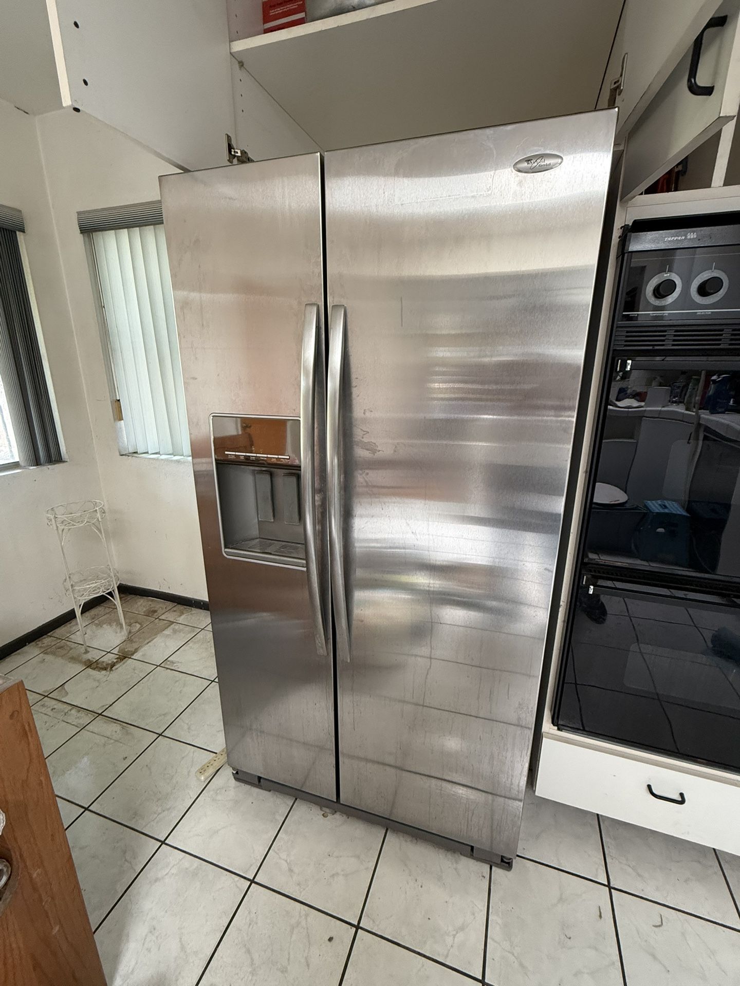 Whirlpool stainless steel refrigerator