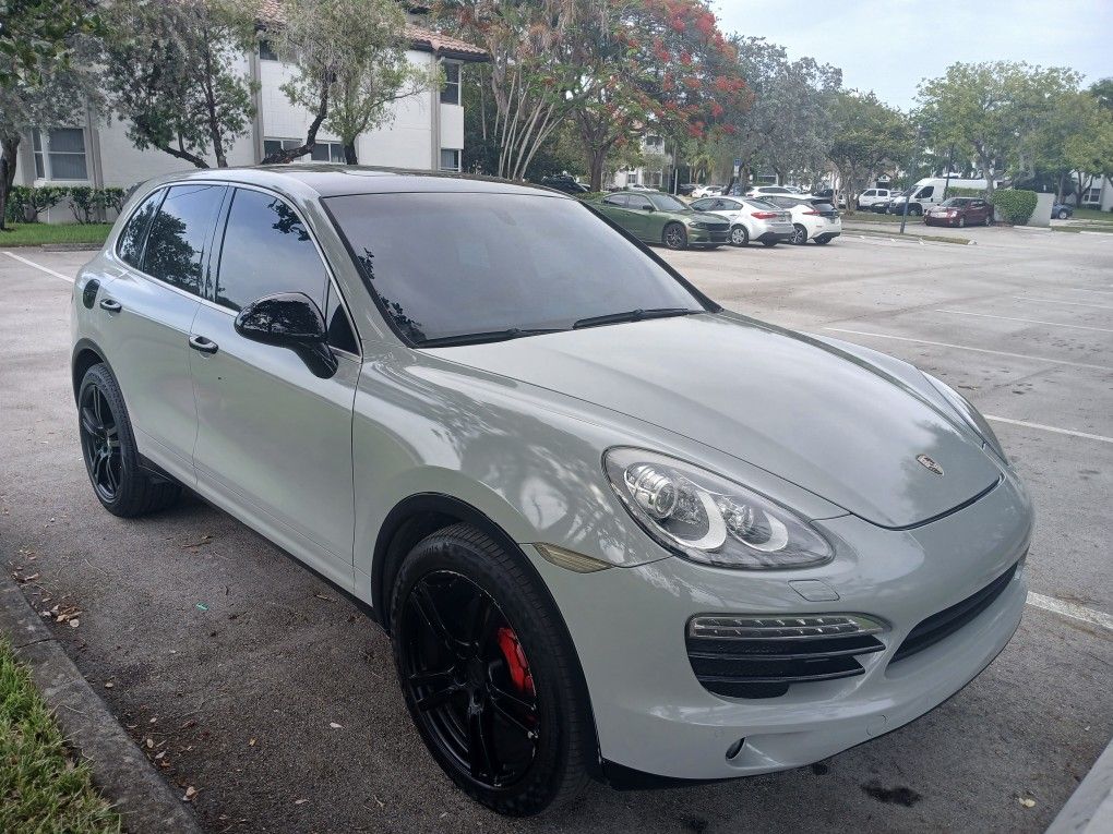 2014 Porsche Cayenne