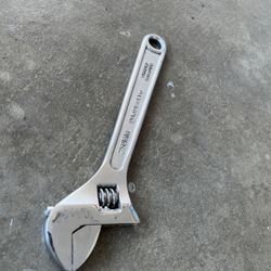 Adjustable Kobalt 10 inch Wrench