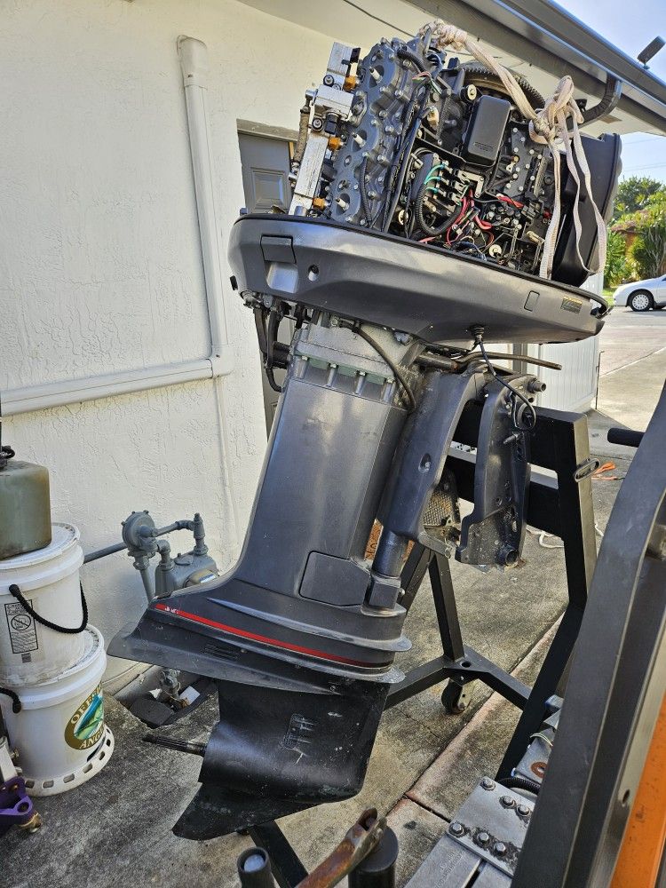 2005 Yamaha Outboard 300 Hpdi Two Stroke