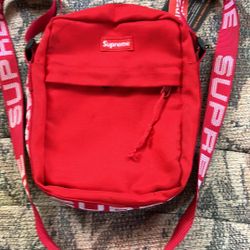 Supreme Cross Over Bag