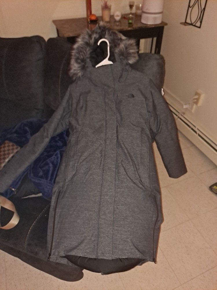 North Face GORTEX Parka Magnetic Snaps