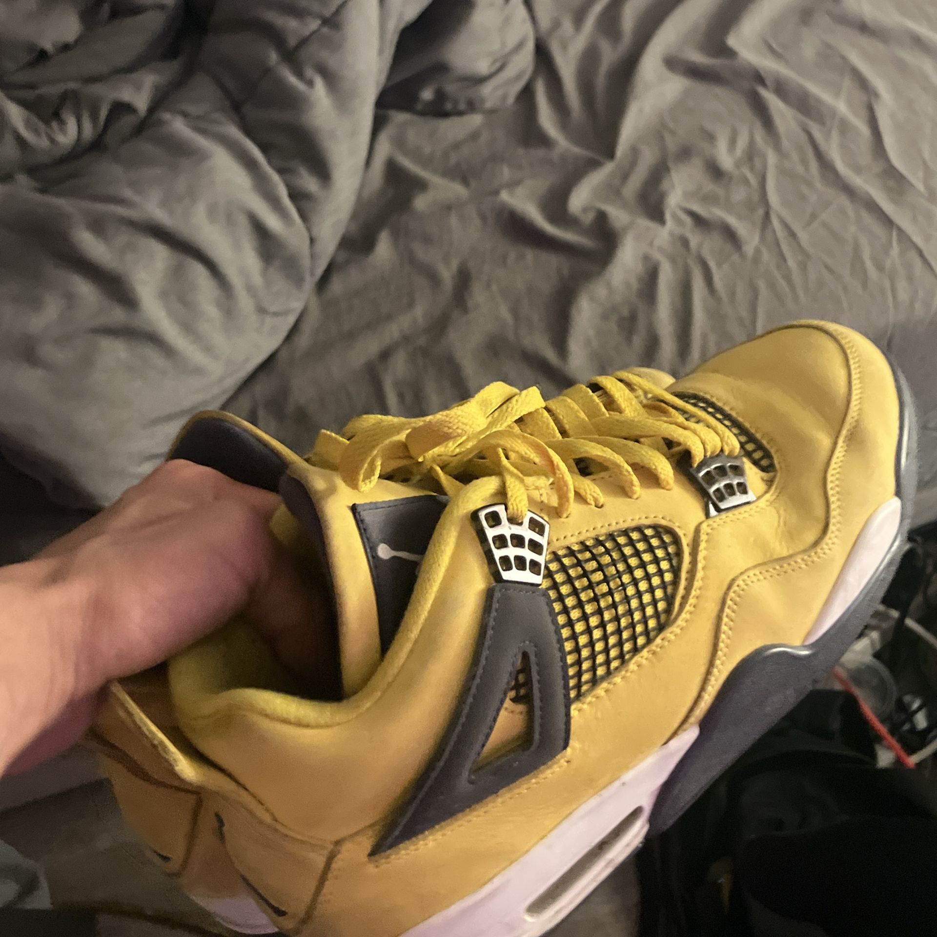 Lightning 4s