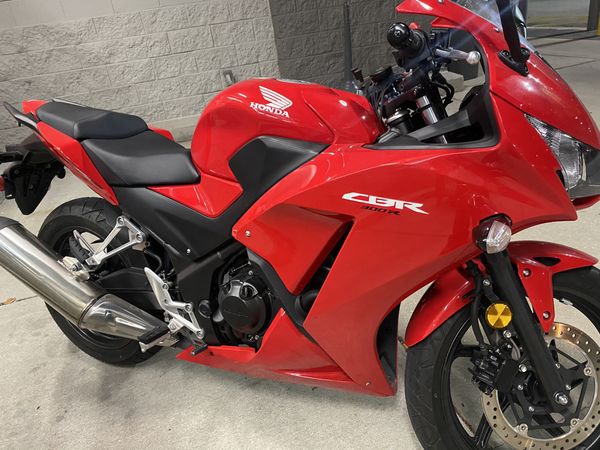 Honda cbr 300r