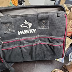 Husky Tool Bag In Amazing Conditon