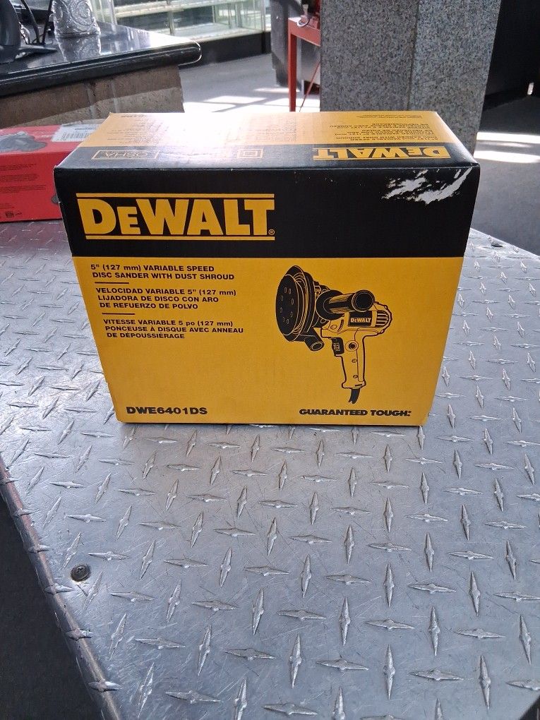 Dewalt Variable Speed Sander