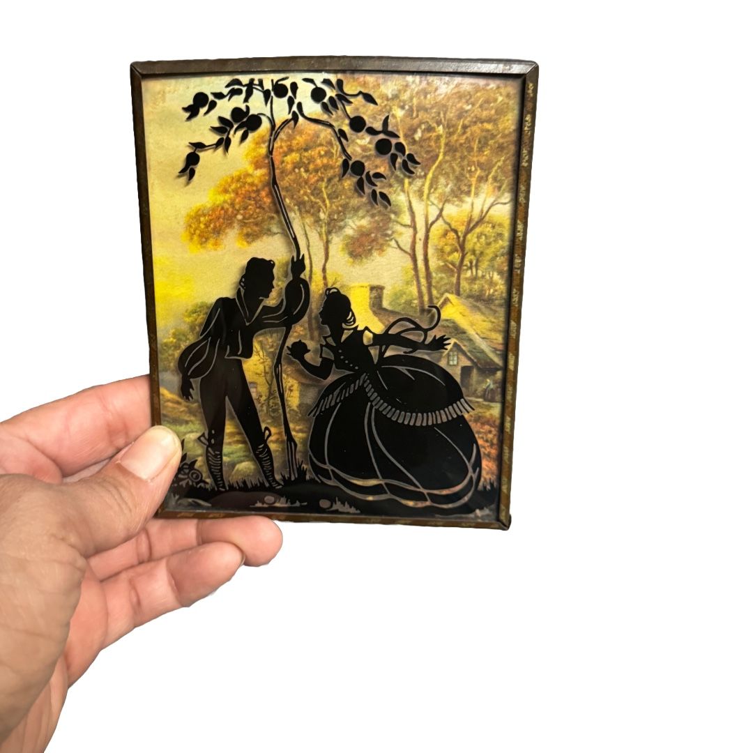 Antique silhouette painted on convex glass 4"x5"
