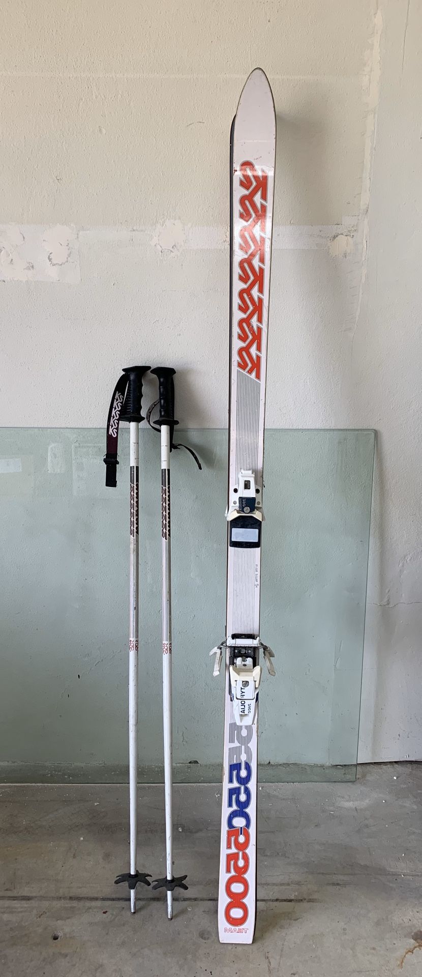 Vintage Circa 1985 K2 Snow Skis for Sale in Pembroke Pines