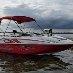2006 SeaDoo Seedsster 200, TWIN ENGINE ROTAX 4-Tec 310HP $11,000
20 FOOT JET BOAT AND TRAILER