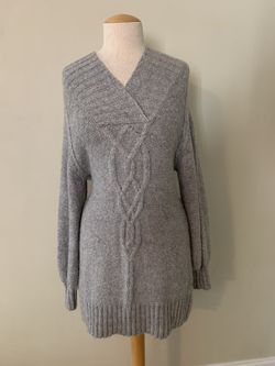 Liz Lange Hooded Maternity sweater Large