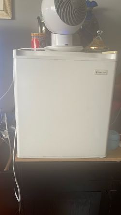 Magic Chef Fridge