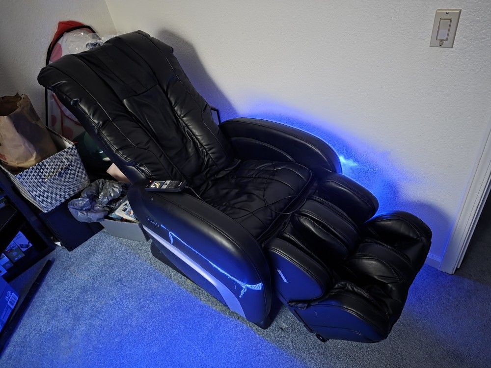 Osaki OS-3000 Chiro Massage Chair Recliner