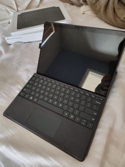 Microsoft Surface Pro 8