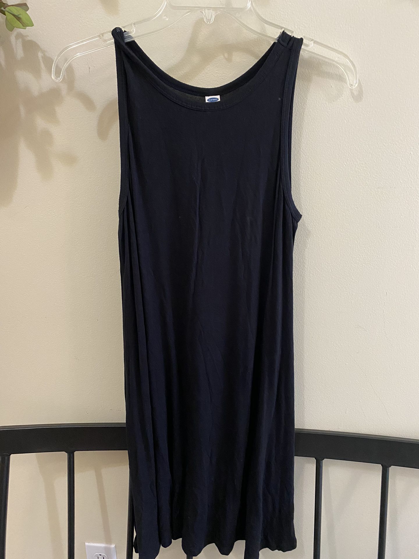 Old navy Ladies Small stretchy cotton sundress! Summer little black dress!