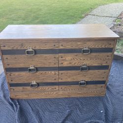 Dresser, 6 Dovetail Drawers, Brass Pull Knobs, Delivery