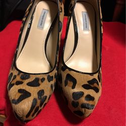  Real Fur-printed Calf Hair Fur heels Size 8/5 M  $ 20