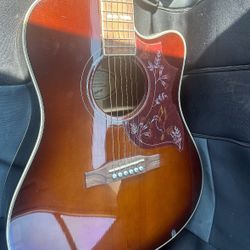 Acoustic Electric Guitar 