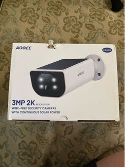 3 pack new/unused wireless security cameras with solar backup