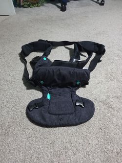 Infantino baby carrier
