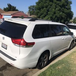 2013 Toyota Sienna