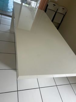 Dining table for 8 chairs