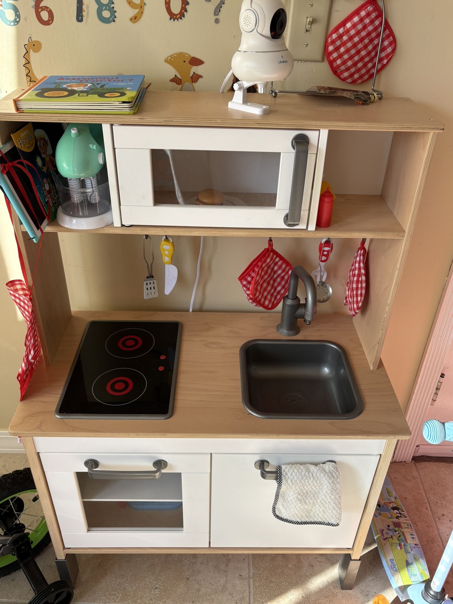 Kid Kitchen