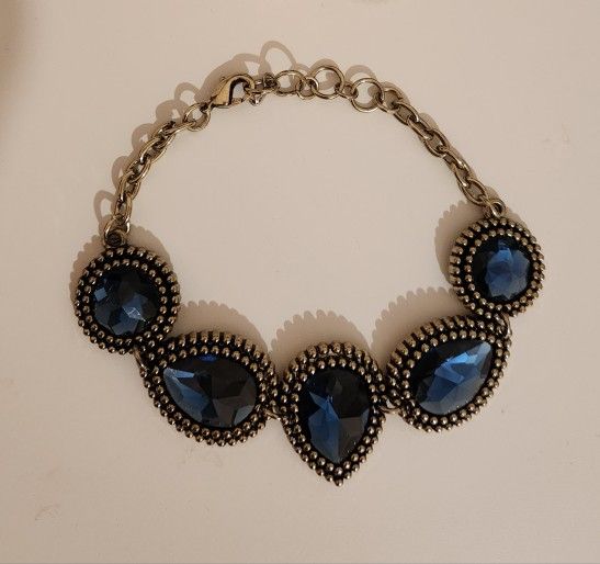 Jewelry Set: Necklace, Braslet And Earrings  Dillard's Brand 