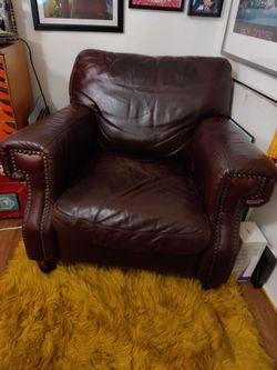 Brown Leather Tufted Lounge Recliner Chair
