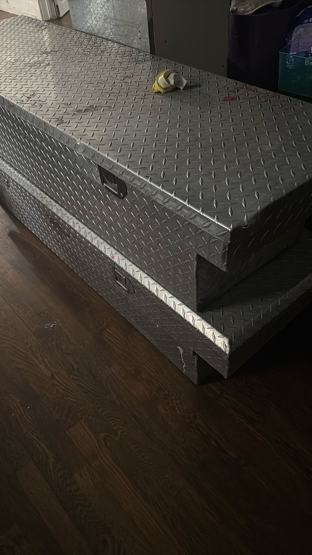 UWS 69.875-in x 20-in x 14.75-in Bright Aluminum Aluminum Crossover Truck Tool Box