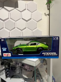 Maisto 1:18 scale Datsun 280z diecast