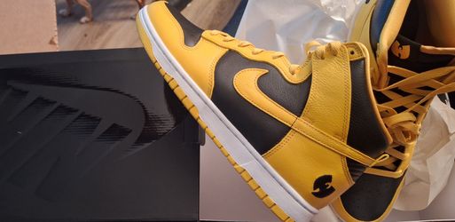 Limited Edition Wu-Tang x Nike Sneakers – Size 10.5