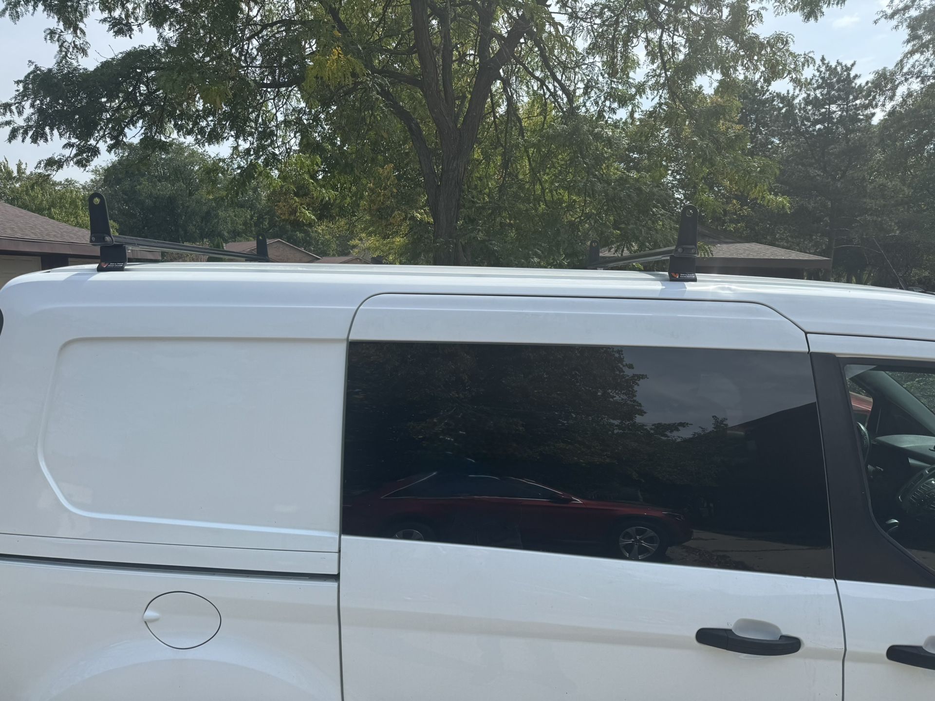 Vantech Roof Ladder Rack System – For Contractor / Utility Van