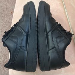 Nikes size 9'/, exelente condition