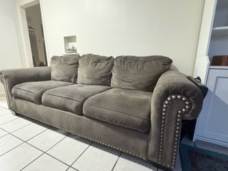Pull out bed sofa