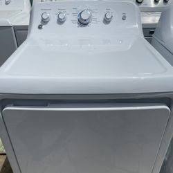 Dryer.    Like New!