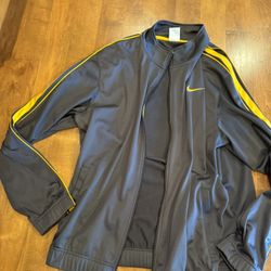 Men’s Nike Zipper Jacket Shipping Available 
