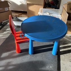 Kids Table And chair